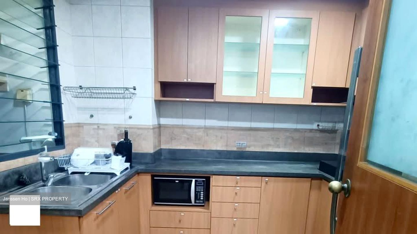 East Meadows (D16), Condominium #602894541